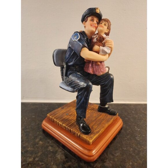 Vanmark Blue Hats Of Bravery "Daddy's Girl" Retired Police Figurine 2/0944 - Picture 2 of 11
